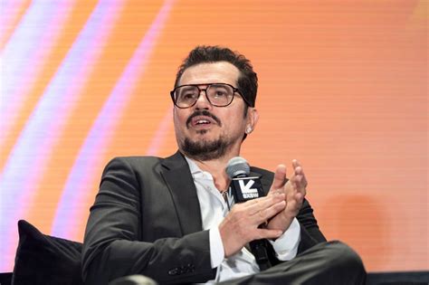 家庭影院D1 Y 開啟智能娛樂新紀元，實業投資的創新機遇